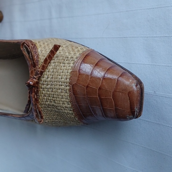 Stuart Weitzman Rattan & Leather Pump- Sz. 9 - Picture 2 of 12